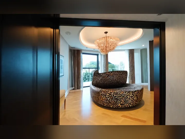 Cover image for the article: Animal Prints Prowl into Home Decor: A Roaring Trend for 2024