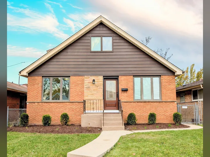 Cover image for the article: FEATURED LISTING 3804 FARGO AVENUE, SKOKIE ILLINOIS 60076