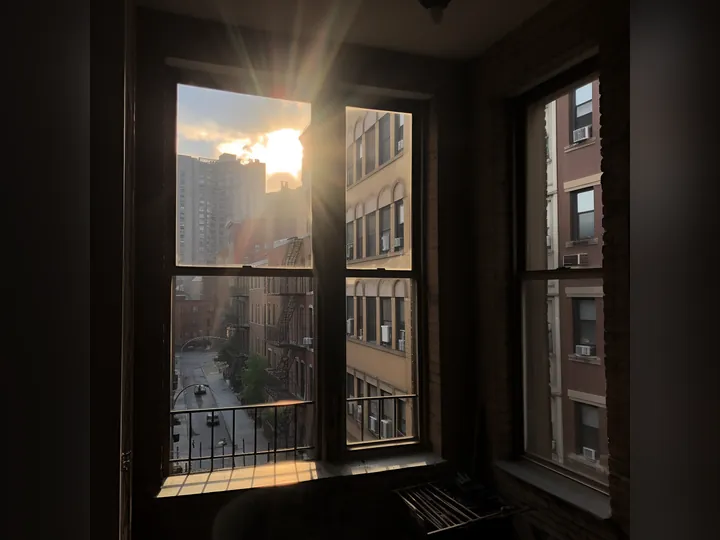 Cover image for the article: Navigating the World of No Fee Apartments in New York City