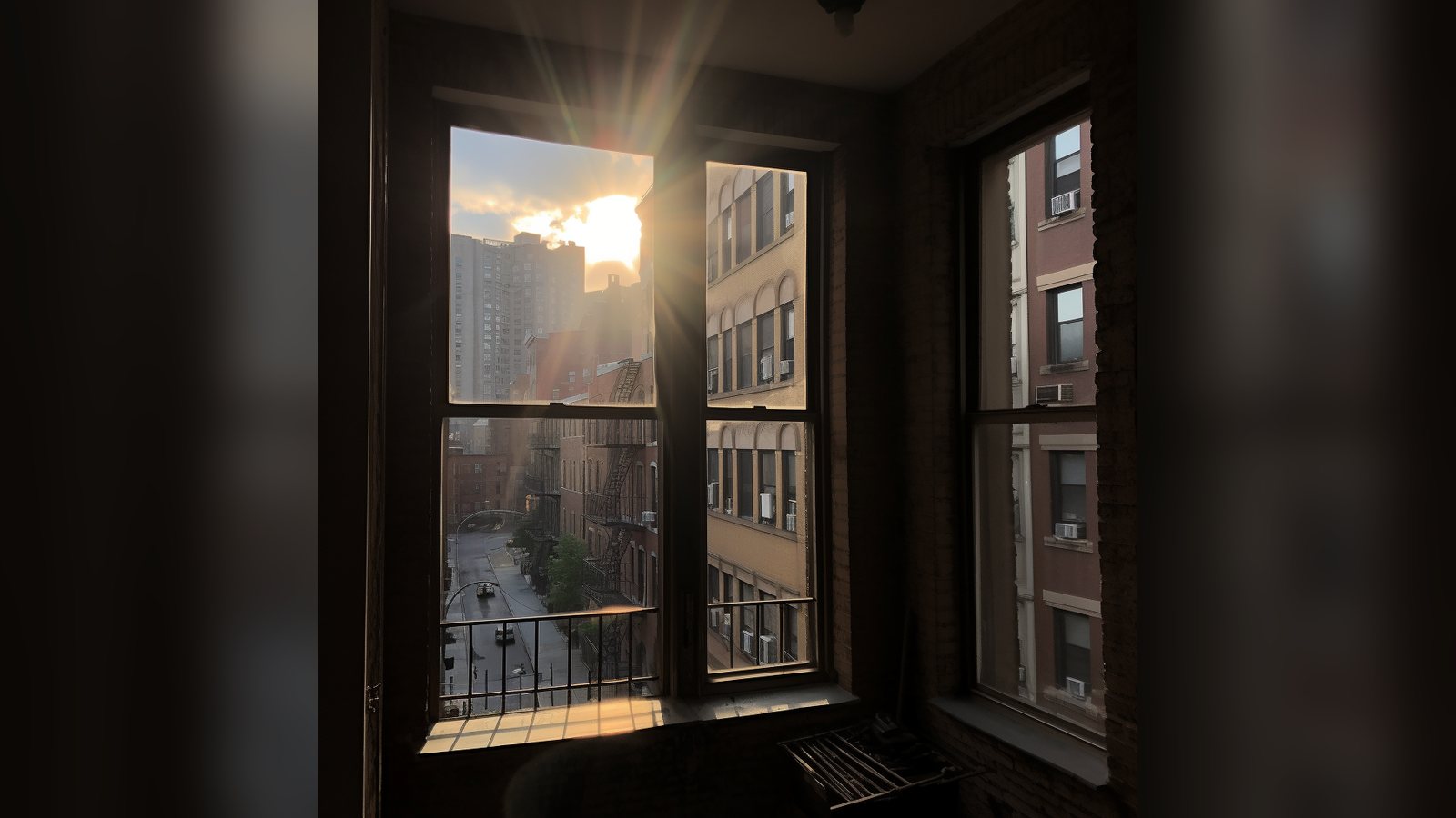 Cover image for the article: Navigating the World of No Fee Apartments in New York City